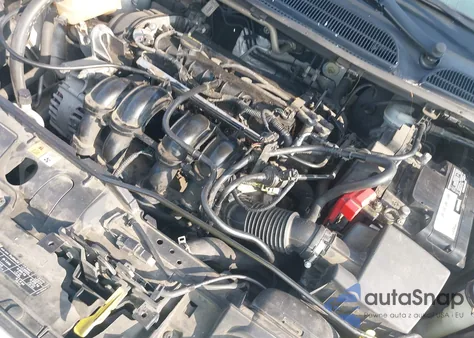 2015 Ford Fiesta S z USA, uszkodzony, nr VIN 3FADP4AJ2FM152630